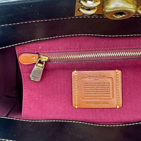 Coach 1941 Troupe Carryall in Signature Canvas - Picture 13 of 13